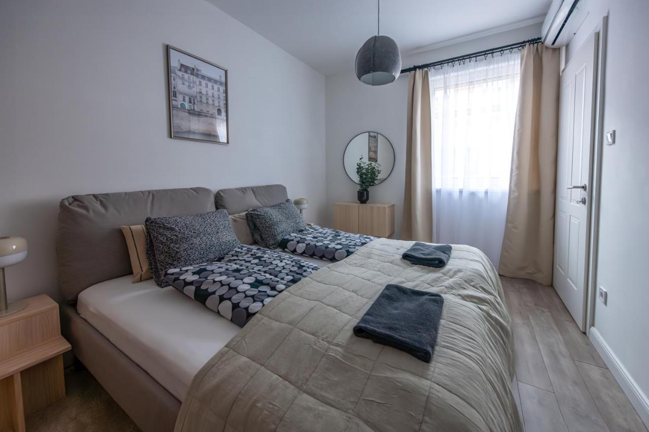 Lovag 12 Terrace Designer Home بودابست المظهر الخارجي الصورة